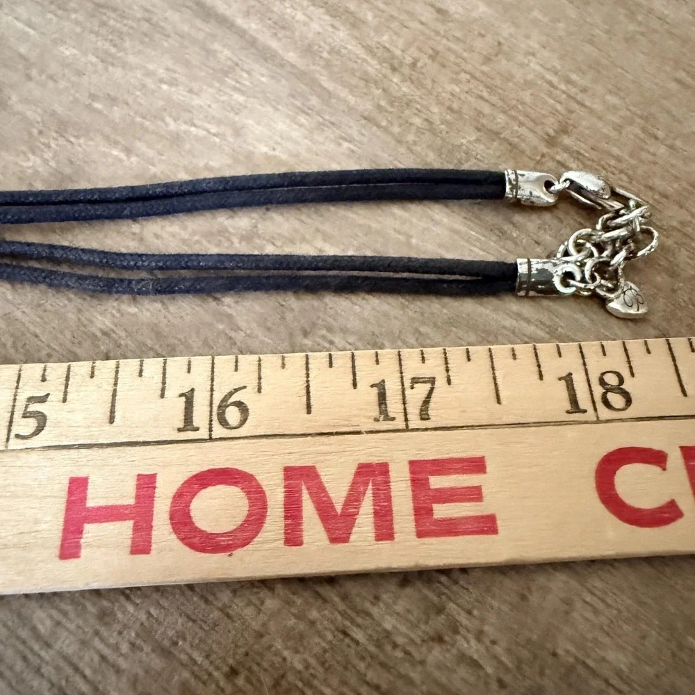 Brighton Clover Pendant Necklace Leather Cord Silver Tone Womens Lobster Clasp